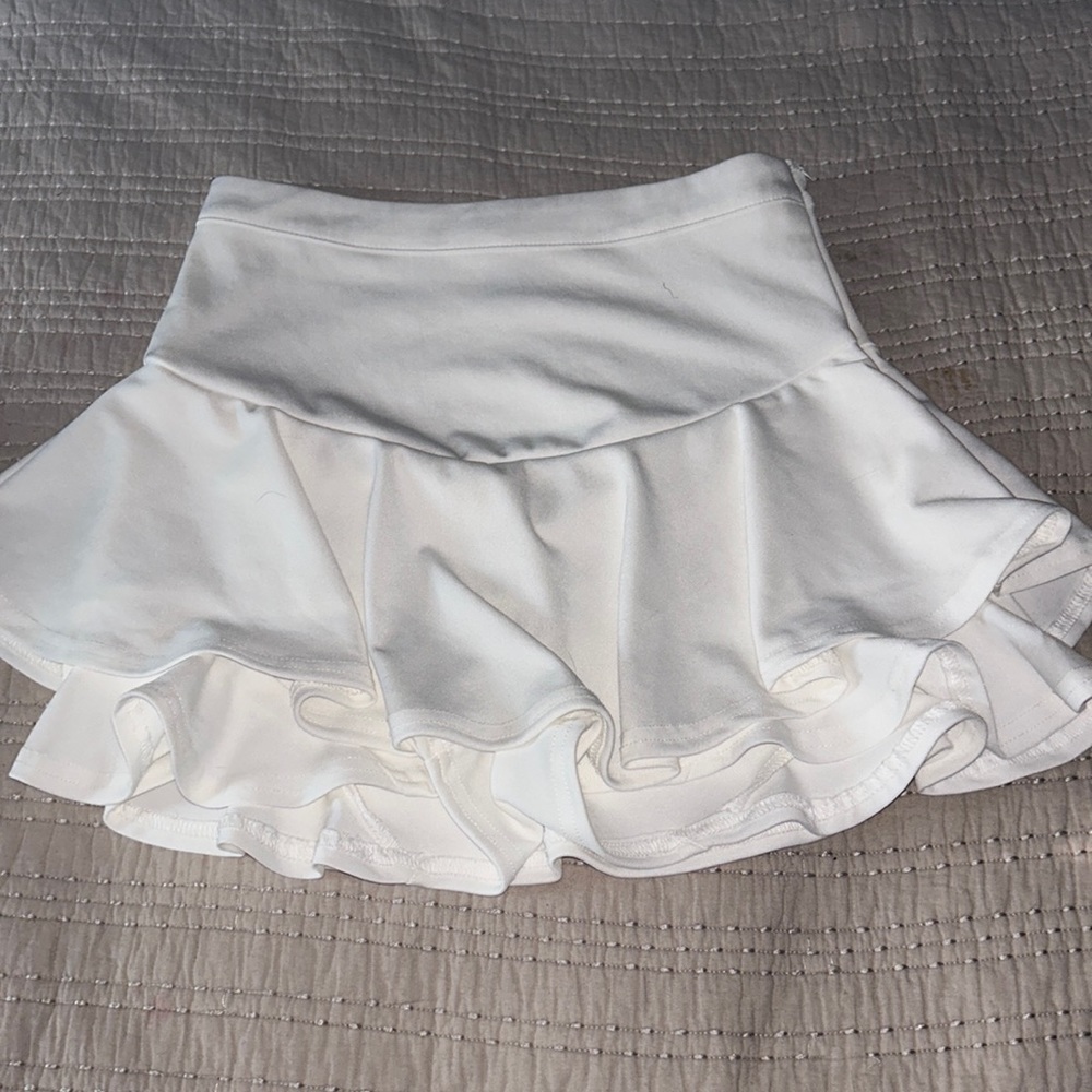 Active White skort